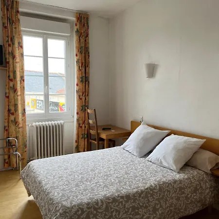 L'entracte Otel *