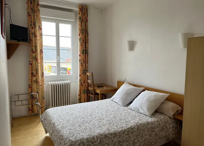 L'entracte Отель *