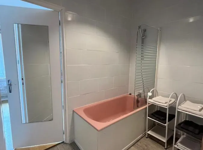 Отель L'entracte Saint-Paul-du-Bois